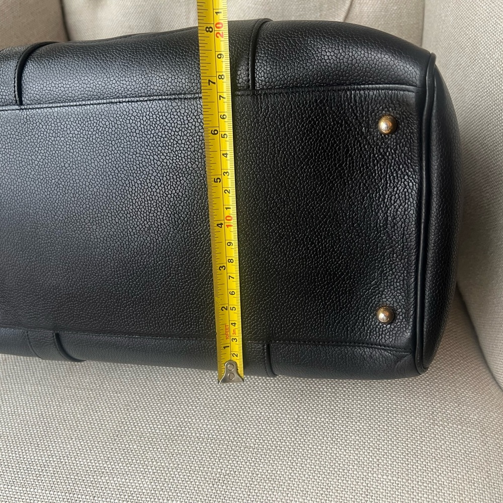 Authentic Vintage Chanel Caviar Boston bag - Picture 17 of 17